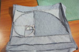 atFab_chairs_inside_cushion